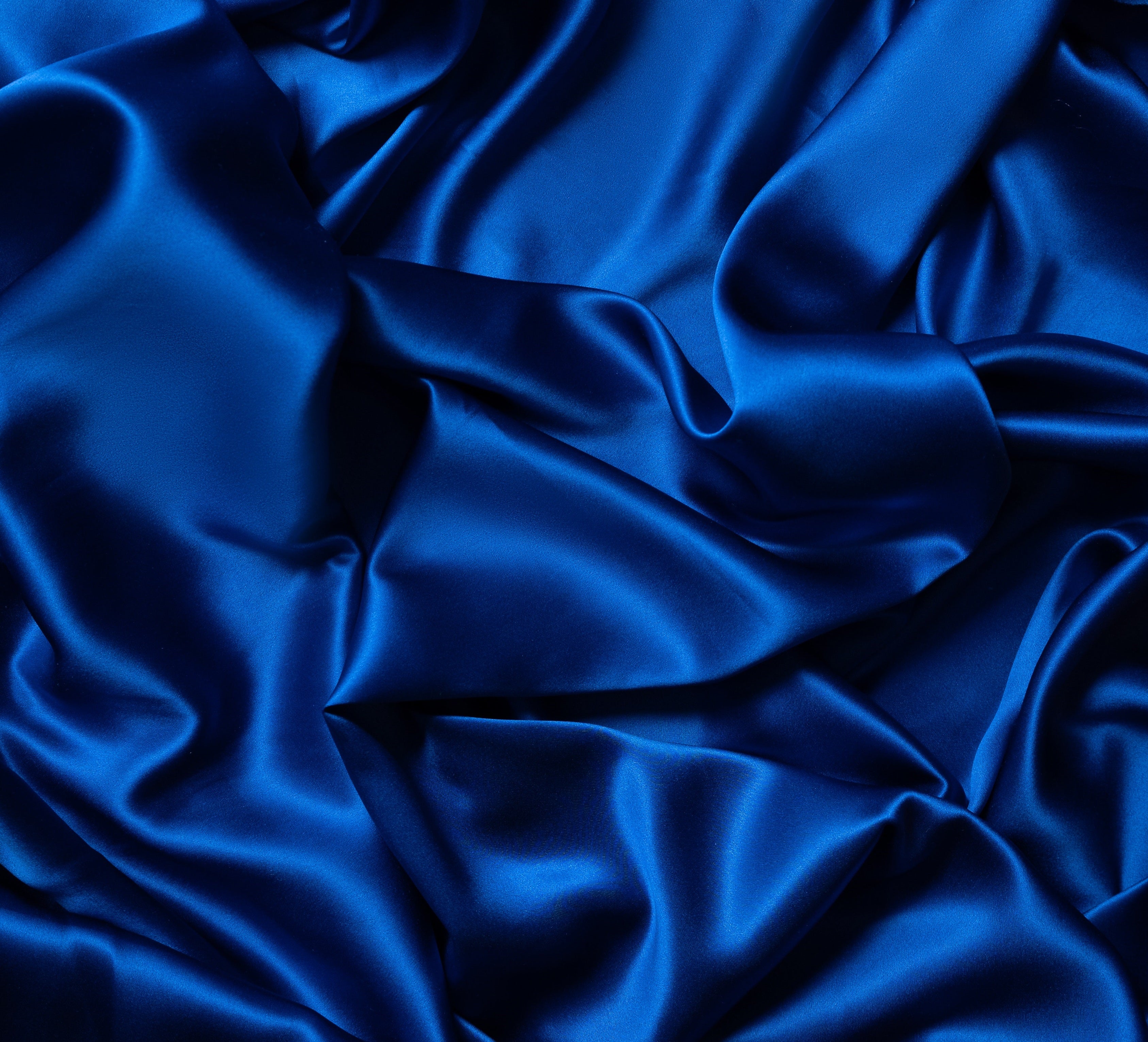 The Difference Between Satin and Sateen