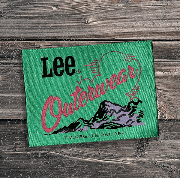 Custom printed polyester labels — durable, abrasion-resistant